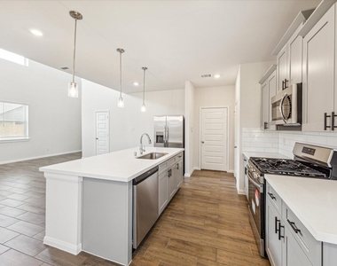21610 Cypress Maple Drive - Photo Thumbnail 3