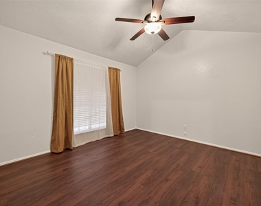 2714 S Brompton Drive - Photo Thumbnail 29