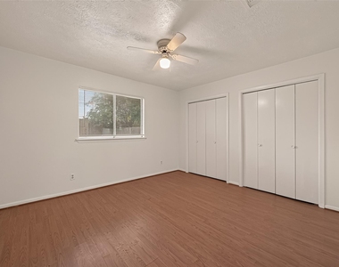 2714 S Brompton Drive - Photo Thumbnail 19