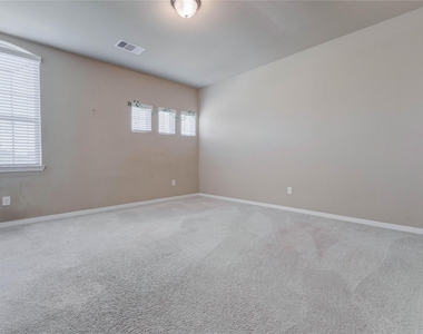 27810 Yorkshire Brook Lane - Photo Thumbnail 36