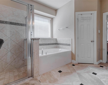 27810 Yorkshire Brook Lane - Photo Thumbnail 23
