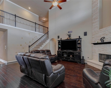 27810 Yorkshire Brook Lane - Photo Thumbnail 14