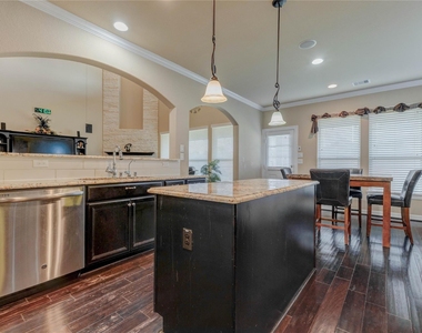 27810 Yorkshire Brook Lane - Photo Thumbnail 10