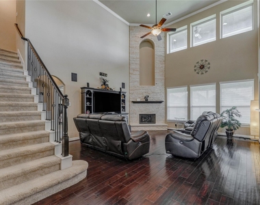 27810 Yorkshire Brook Lane - Photo Thumbnail 3