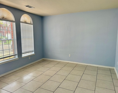 14802 Bellflora Court - Photo Thumbnail 4