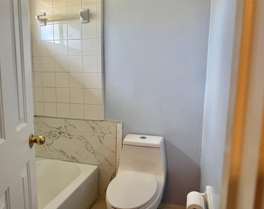 14802 Bellflora Court - Photo Thumbnail 11