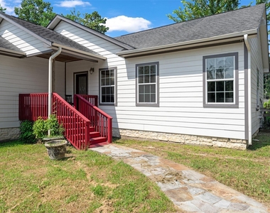 714 Shawnee - Photo Thumbnail 8