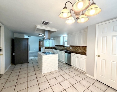 22315 Waynoka Road - Photo Thumbnail 7