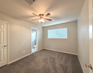 22315 Waynoka Road - Photo Thumbnail 12