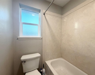 22315 Waynoka Road - Photo Thumbnail 15