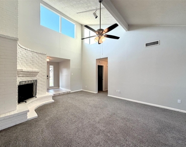 22315 Waynoka Road - Photo Thumbnail 2