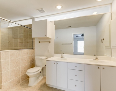 1211 Arthur Street - Photo Thumbnail 21