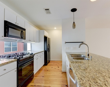 1211 Arthur Street - Photo Thumbnail 13