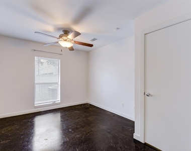 1211 Arthur Street - Photo Thumbnail 8