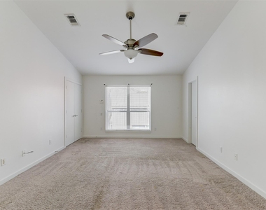 1211 Arthur Street - Photo Thumbnail 19