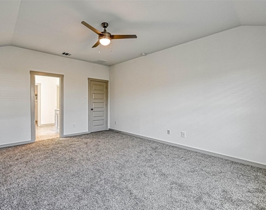 815 Dahlia Petal Dr - Photo Thumbnail 30