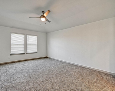 815 Dahlia Petal Dr - Photo Thumbnail 28