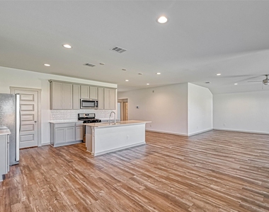 815 Dahlia Petal Dr - Photo Thumbnail 14