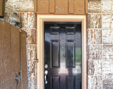 2574 Marilee Lane - Photo Thumbnail 7