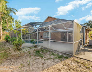 2187 Hedgerow Drive - Photo Thumbnail 20