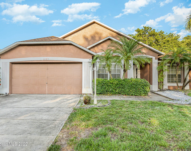 2187 Hedgerow Drive - Photo Thumbnail 2