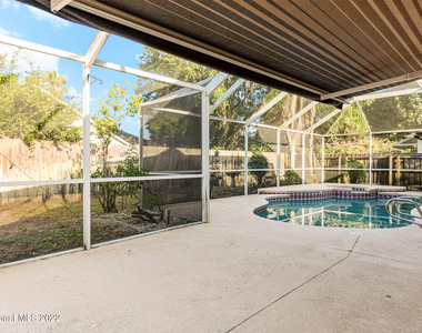 2187 Hedgerow Drive - Photo Thumbnail 19
