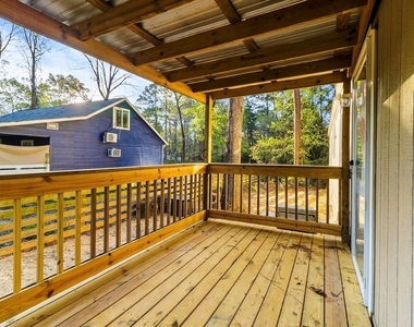 211 Woodstock - Photo Thumbnail 21