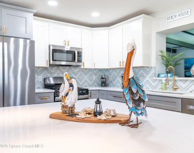 135 Melaleuca Drive - Photo Thumbnail 11