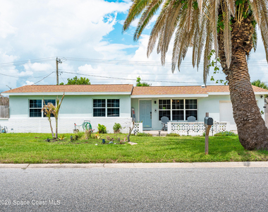 135 Melaleuca Drive - Photo Thumbnail 2