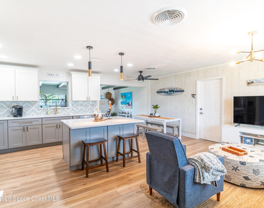 135 Melaleuca Drive - Photo Thumbnail 4