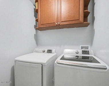 3621 Tipperary Drive S - Photo Thumbnail 15