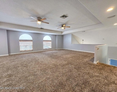 3621 Tipperary Drive S - Photo Thumbnail 2