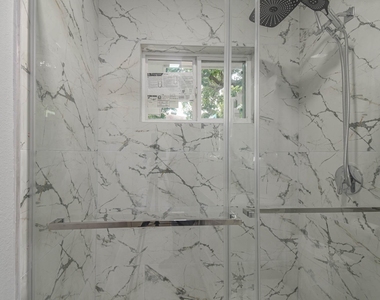 5003 Denoron Drive - Photo Thumbnail 28