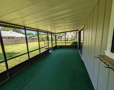 4635 Longbow Drive - Photo Thumbnail 17