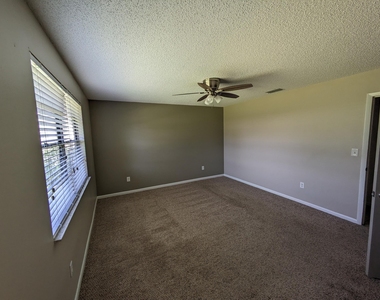 4635 Longbow Drive - Photo Thumbnail 12
