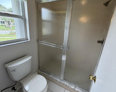 1305 Ambra Drive - Photo Thumbnail 11