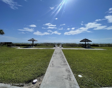 1365 S Atlantic Avenue - Photo Thumbnail 2