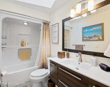 165 Crispin Street - Photo Thumbnail 18