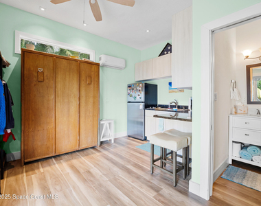 165 Crispin Street - Photo Thumbnail 31