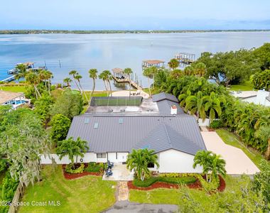 165 Crispin Street - Photo Thumbnail 1