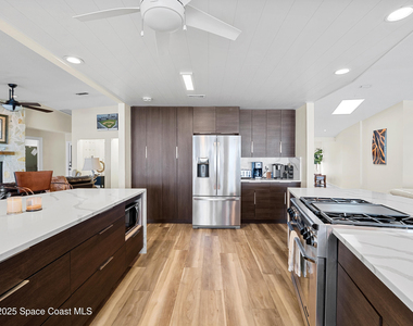 165 Crispin Street - Photo Thumbnail 14