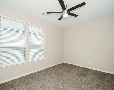 2726 Rice Mill Avenue - Photo Thumbnail 27