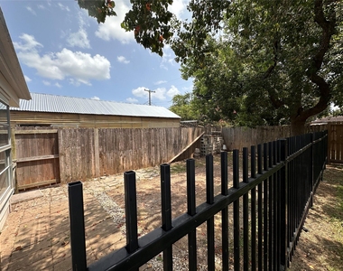 1121 Millie Street - Photo Thumbnail 39