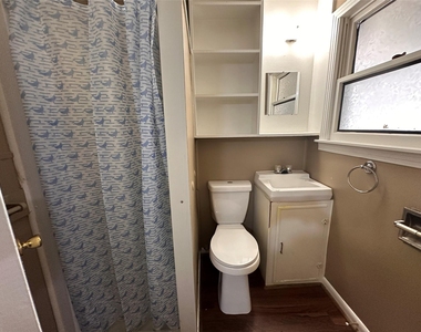 1121 Millie Street - Photo Thumbnail 15