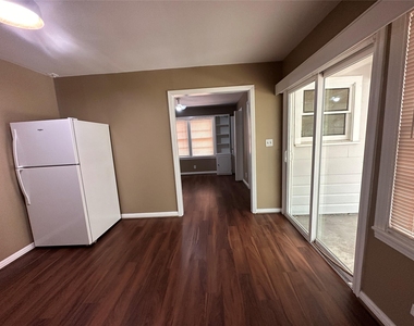 1121 Millie Street - Photo Thumbnail 12