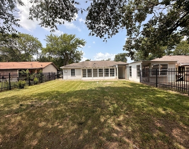 1121 Millie Street - Photo Thumbnail 46