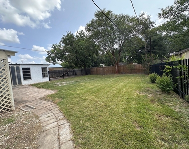 1121 Millie Street - Photo Thumbnail 42