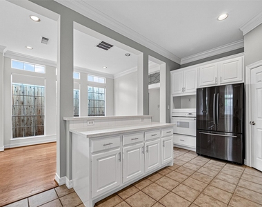 3619 W Clay Street - Photo Thumbnail 9