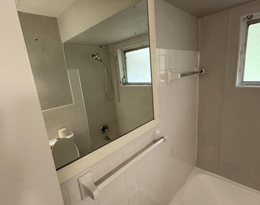 20822 Sw Marine Boulevard - Photo Thumbnail 11