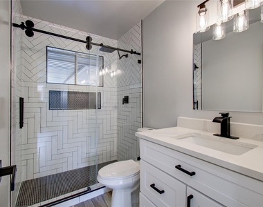 1806 Cypress Drive - Photo Thumbnail 7